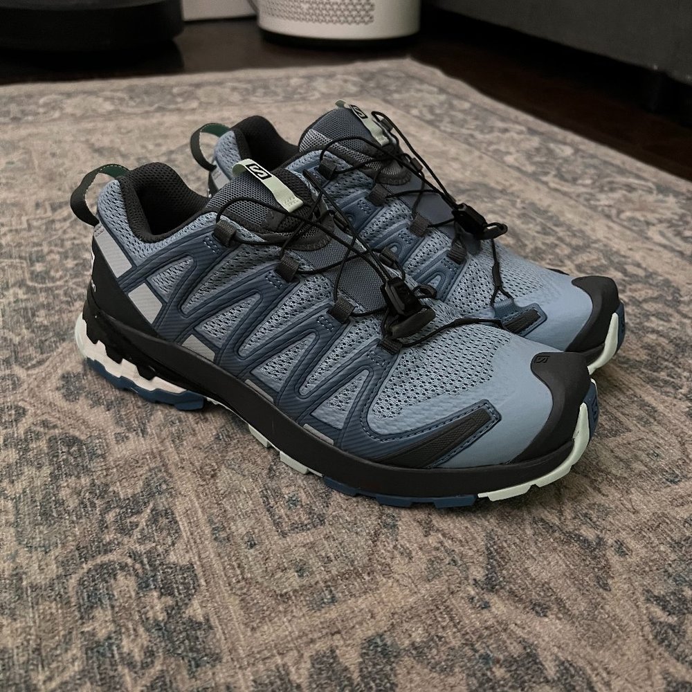Brand New Size 9 Salomon XA Pro 3D V8 Women's Trail Running Shoes
